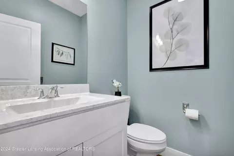 Bath - 1895 E Webb Rd, Dewitt, MI 48820 photo 1 of 4