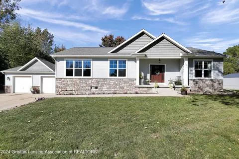 1895 E Webb Rd, Dewitt, MI 48820