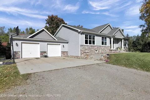 Exterior - 1895 E Webb Rd, Dewitt, MI 48820 photo 3 of 11