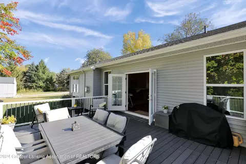 Exterior - 1895 E Webb Rd, Dewitt, MI 48820 photo 7 of 11