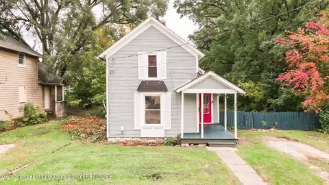 910 Wisconsin Ave, Lansing, MI 48915