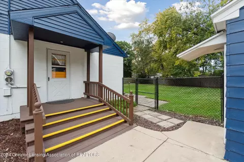 5873 Potter St, Haslett, MI 48840 photo 28