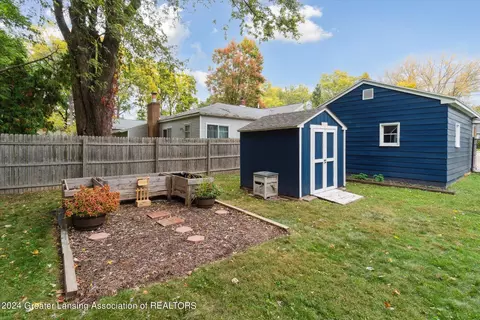 5873 Potter St, Haslett, MI 48840 photo 34