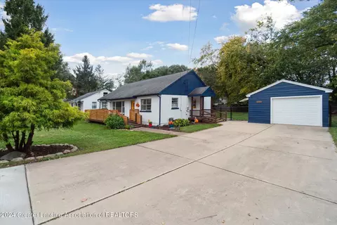 5873 Potter St, Haslett, MI 48840 photo 6