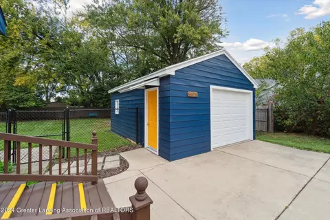 5873 Potter St, Haslett, MI 48840 photo 27