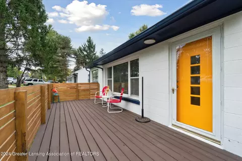 5873 Potter St, Haslett, MI 48840 photo 7