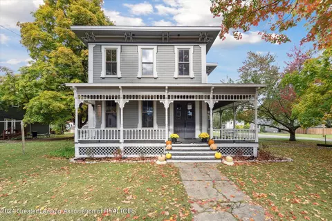 302 W Grand River Rd, Laingsburg, MI 48848
