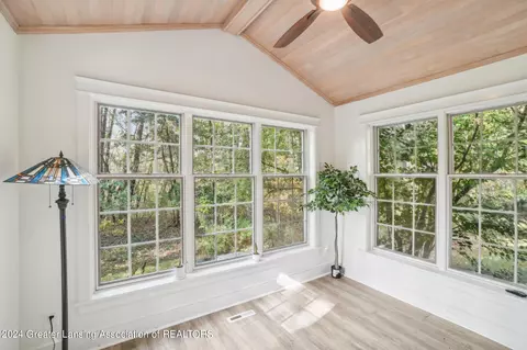 Entry Way - 178 Damon Rd, Haslett, MI 48840 photo 1 of 3