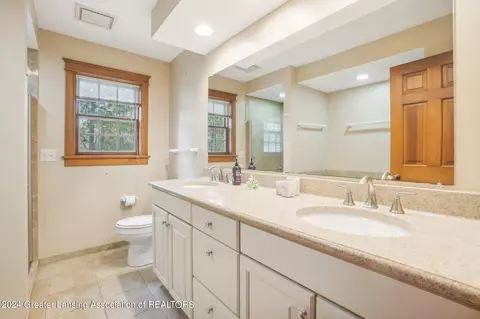 Bath - 178 Damon Rd, Haslett, MI 48840 photo 1 of 7
