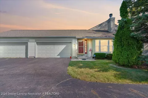 7365 Chellmar Dr #56, Lansing, MI 48917