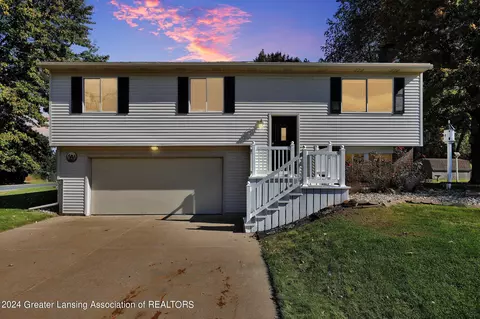 14027 Everett Ct, Dewitt, MI 48820