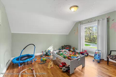 8647 Coleman Rd, Haslett, MI 48840 photo 26