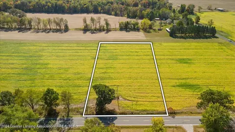 Vl W Plains Road, Eaton Rapids, MI 48827