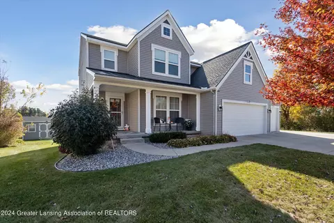 4575 Bison Dr, Holt, MI 48842 photo 4