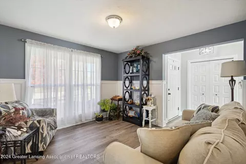 4575 Bison Dr, Holt, MI 48842 photo 22