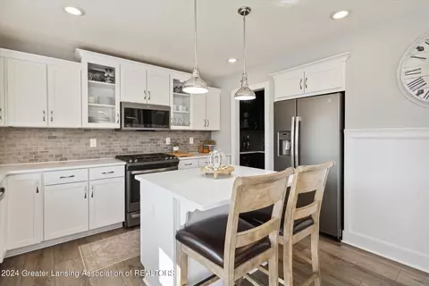 4575 Bison Dr, Holt, MI 48842 photo 16