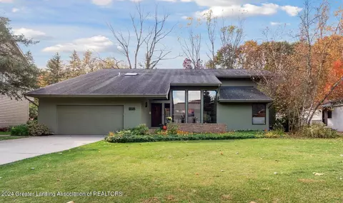 4353 Heartwood Rd, Okemos, MI 48864