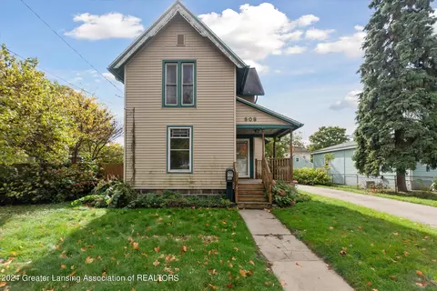 508 E Main St, Owosso, MI 48867