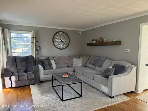 Living - 710 Downer Ave, Lansing, MI 48912 photo 2 of 2