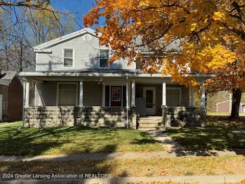 116 Washington St, Olivet, MI 49076