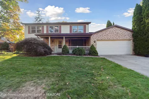 1047 Prescott Dr, East Lansing, MI 48823