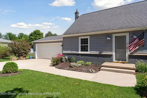 Exterior - 13121 Tucker Dr, Dewitt, MI 48820 photo 6 of 13