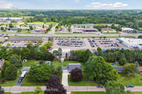 View/Area - 13121 Tucker Dr, Dewitt, MI 48820 photo 6 of 8