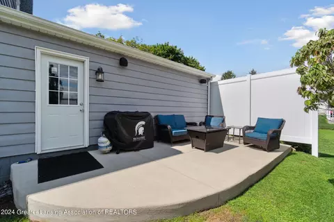 Exterior - 13121 Tucker Dr, Dewitt, MI 48820 photo 9 of 13