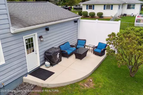Exterior - 13121 Tucker Dr, Dewitt, MI 48820 photo 13 of 13