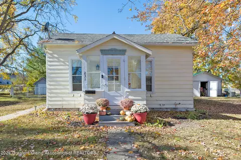 231 Mechanic St, Mason, MI 48854