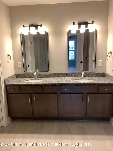 Bath - 11800 Kalamata Dr #102, Dewitt, MI 48820 photo 4 of 4
