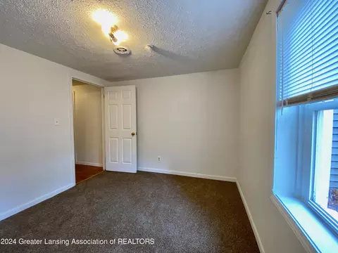 701 E Railroad St, Saint Johns, MI 48879 photo 18