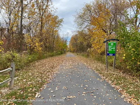 701 E Railroad St, Saint Johns, MI 48879 photo 31