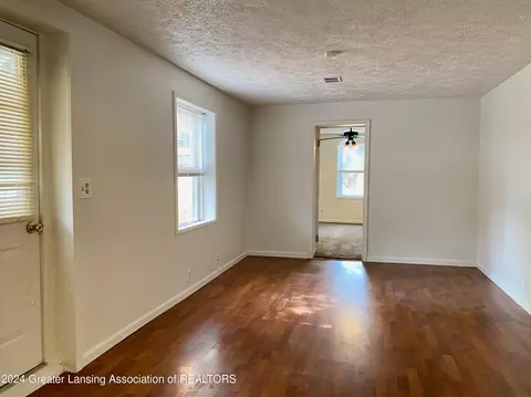 701 E Railroad St, Saint Johns, MI 48879 photo 14