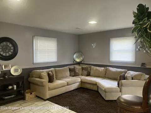 Living - 3025 Cooley Dr, Lansing, MI 48911 photo 1 of 3