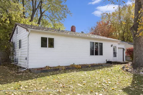 1660 Grayfriars Ave, Holt, MI 48842