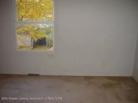 170 Walcott Ave, Jackson, MI 49203 photo 10