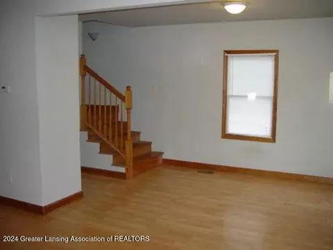 170 Walcott Ave, Jackson, MI 49203 photo 4