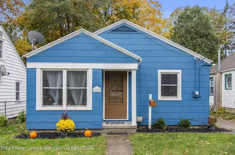 1017 Gordon Ave, Lansing, MI 48910