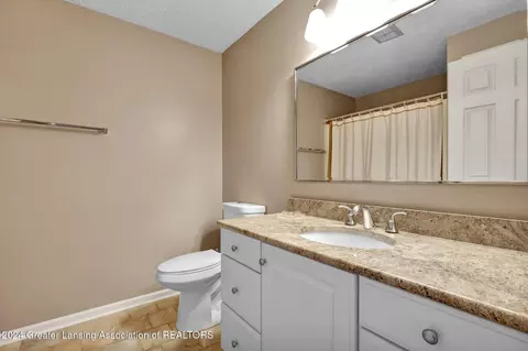 Bath - 6911 Springtree, Lansing, MI 48917 photo 3 of 3