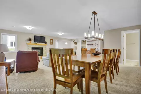 Dining - 6911 Springtree, Lansing, MI 48917 photo 6 of 6