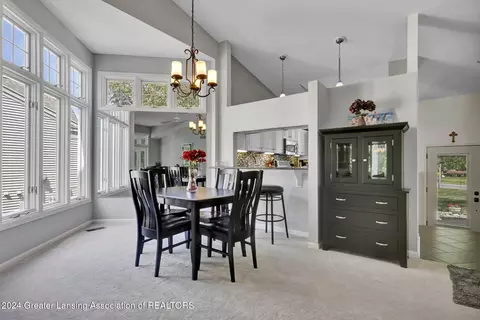 Dining - 6911 Springtree, Lansing, MI 48917 photo 3 of 6