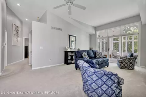 Entry Way - 6911 Springtree, Lansing, MI 48917 photo 1 of 1