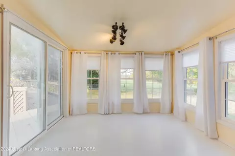 Other - 407 E Herbison Dr, Dewitt, MI 48820 photo 4 of 9