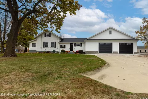 1831 S Krepps Rd, Saint Johns, MI 48879