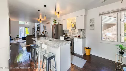 Kitchen - 930 Montevideo Dr #E, Lansing, MI 48917 photo 1 of 1