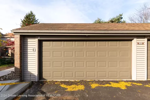 Exterior - 930 Montevideo Dr #E, Lansing, MI 48917 photo 6 of 9