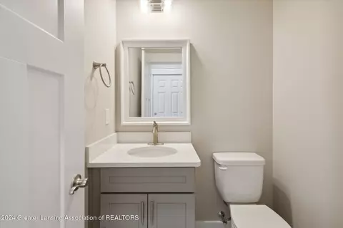Bath - 5302 E Hawk Hollow Dr #34, Bath, MI 48808 photo 3 of 4