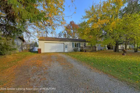 437 Ionia St, Mulliken, MI 48861