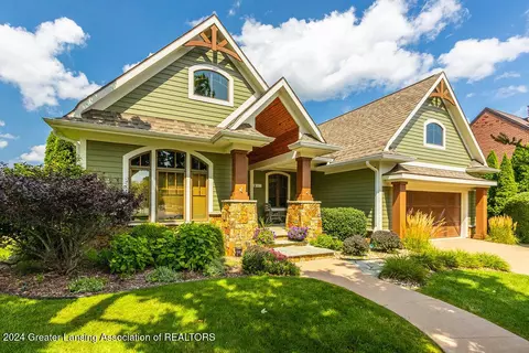 2832 Kittansett Dr, Okemos, MI 48864